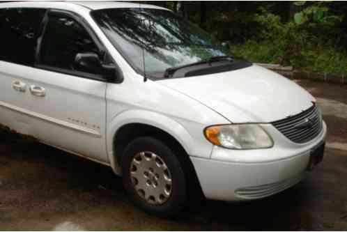 Chrysler Town & Country 7 PASSENGER (2001)