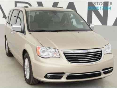 Chrysler Town & Country Limited (2013)