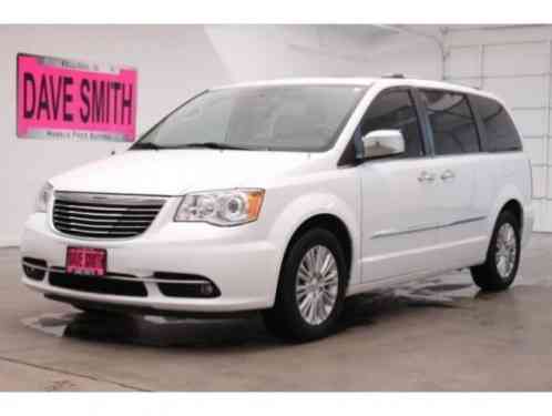 Chrysler Town & Country Limited (2014)