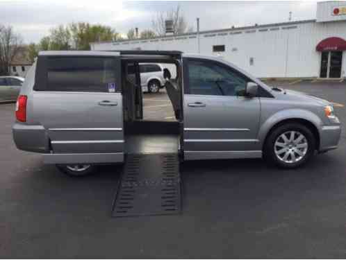 Chrysler Town & Country (2013)