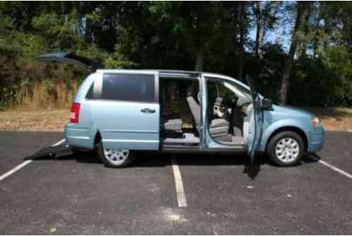 Chrysler Town & Country (2008)