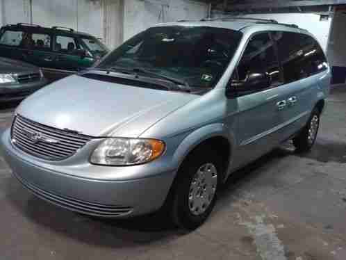 2002 Chrysler Town & Country