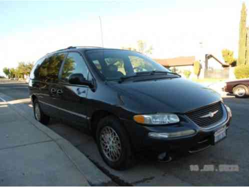 Chrysler Town & Country (1998)