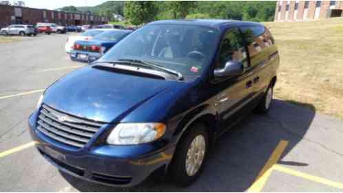 2005 Chrysler Town & Country