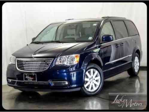 Chrysler Town & Country Touring (2013)