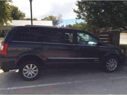 Chrysler Town & Country Touring (2014)