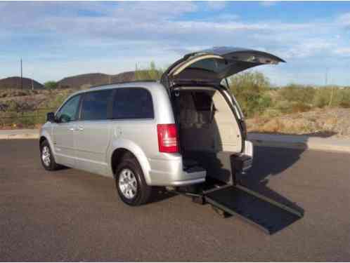 Chrysler Town & Country Touring (2008)