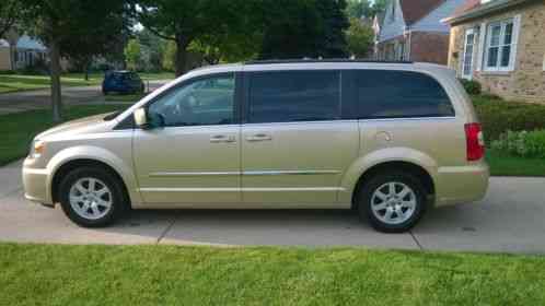20110000 Chrysler Town & Country TOURING