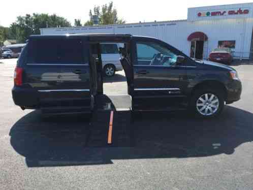 20140000 Chrysler Town & Country Touring