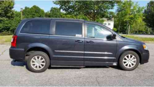 2013 Chrysler Town & Country