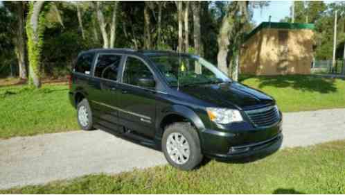 Chrysler Town & Country (2011)