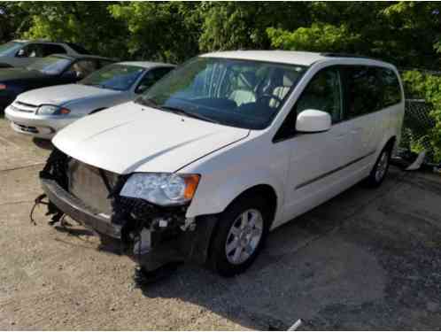 2011 Chrysler Town & Country