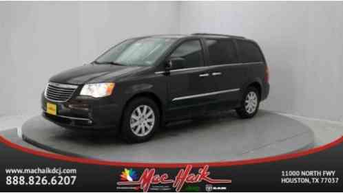 Chrysler Town & Country Touring (2015)
