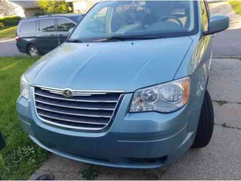 Chrysler Town & Country (2008)