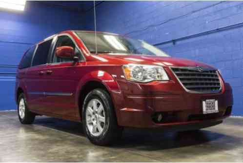 Chrysler Town & Country Touring (2010)