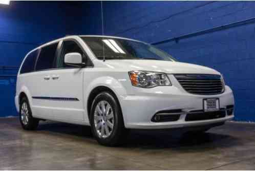 Chrysler Town & Country Touring (2015)