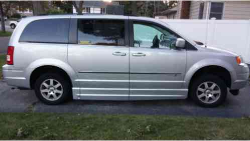 Chrysler Town & Country (2010)