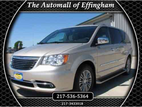 Chrysler Town & Country Touring-L (2014)