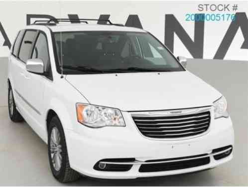 Chrysler Town & Country Touring-L (2014)