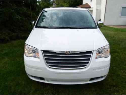 Chrysler Town & Country (2012)