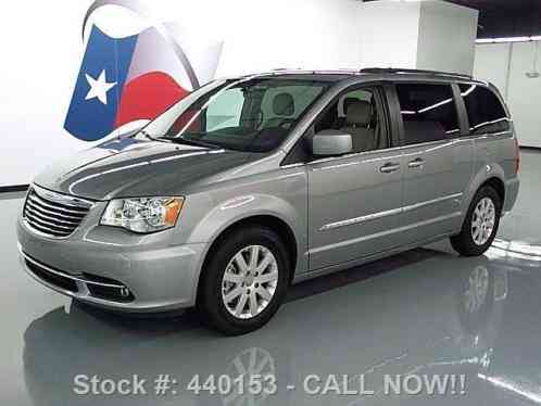 Chrysler Town & Country TOURING (2014)