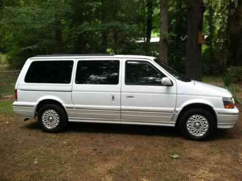 19940000 Chrysler Town & Country
