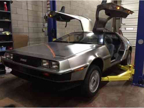 1982 DeLorean