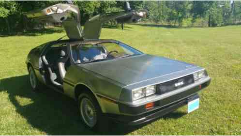 DeLorean (1982)