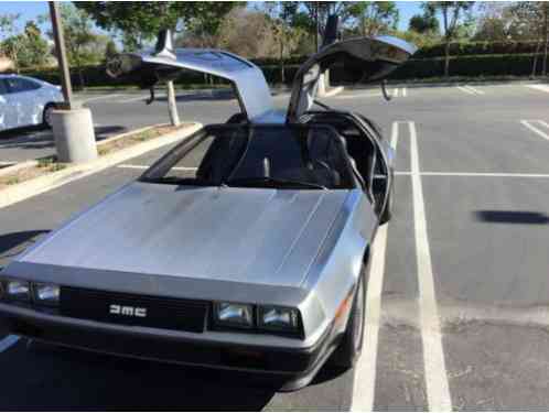 DeLorean DMC 12 (1981)