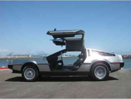 DeLorean DMC 12 (1981)