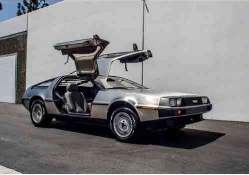 DeLorean DMC-12 (1981)