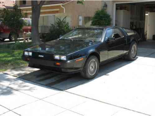 DeLorean DMC-12 DMC-12 5-Speed (1982)