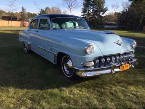 DeSoto Firedome V8 (1953)