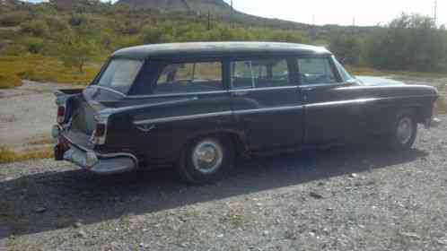 DeSoto station wagon panel woody (1956)