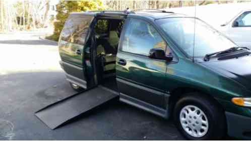 1996 Dodge Caravan POWER RAMP AND TRANSFER SEAT ONLY 48K MILES
