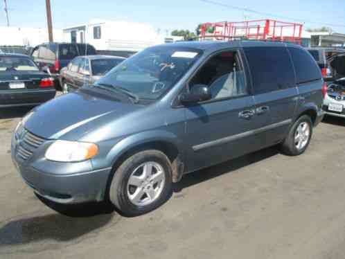 Dodge Caravan (2005)