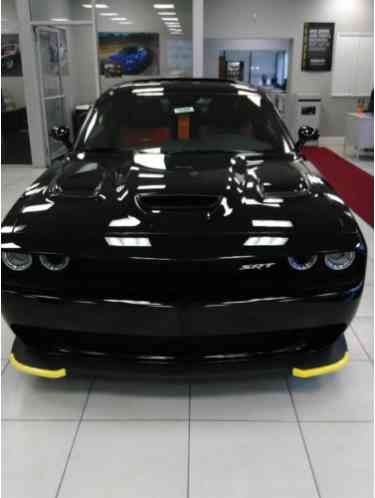 Dodge Challenger Hellcat (2016)