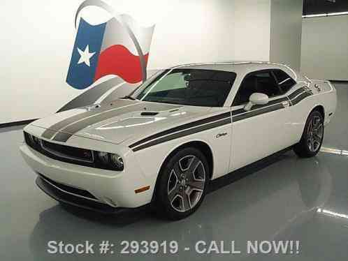 2012 Dodge Challenger R/T CLASSIC HEMI 6SPD LEATHER