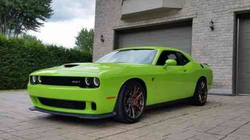 Dodge Challenger SRT HELLCAT (2015)