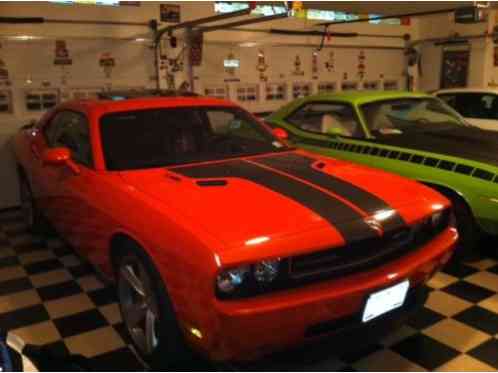 2008 Dodge Challenger SRT8