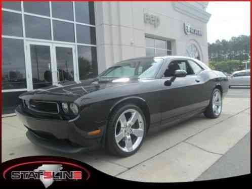 Dodge Challenger SXT (2012)