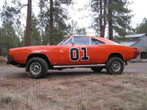 19680000 Dodge Charger Charger with Dodge Durango Drivetrain