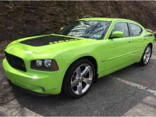 2007 Dodge Charger Sublime Green