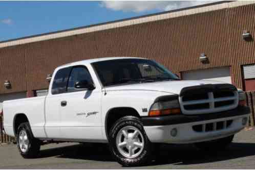 2000 Dodge Dakota Sport 2dr Extended Cab SB