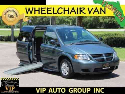 Dodge Grand Caravan SE (2006)