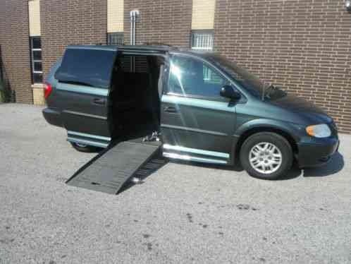 2004 Dodge Grand Caravan