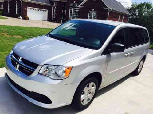 Dodge Grand Caravan (2012)