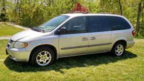 2001 Dodge Grand Caravan Sport loaded