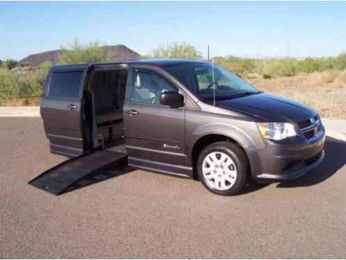 2015 Dodge Grand Caravan American Value Package Mini Passenger Van 4-Door