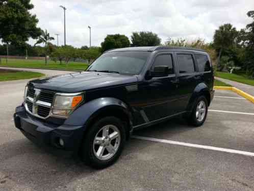 Dodge Nitro SXT (2008)